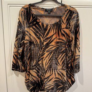 Karen Kane Velvet Burnout 3/4 sleeve top